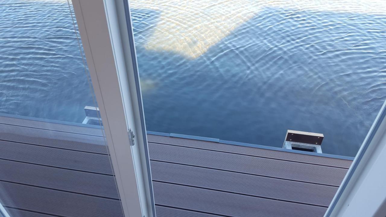 House Boat - Floating House Sofia Hotel พูลา ภายนอก รูปภาพ
